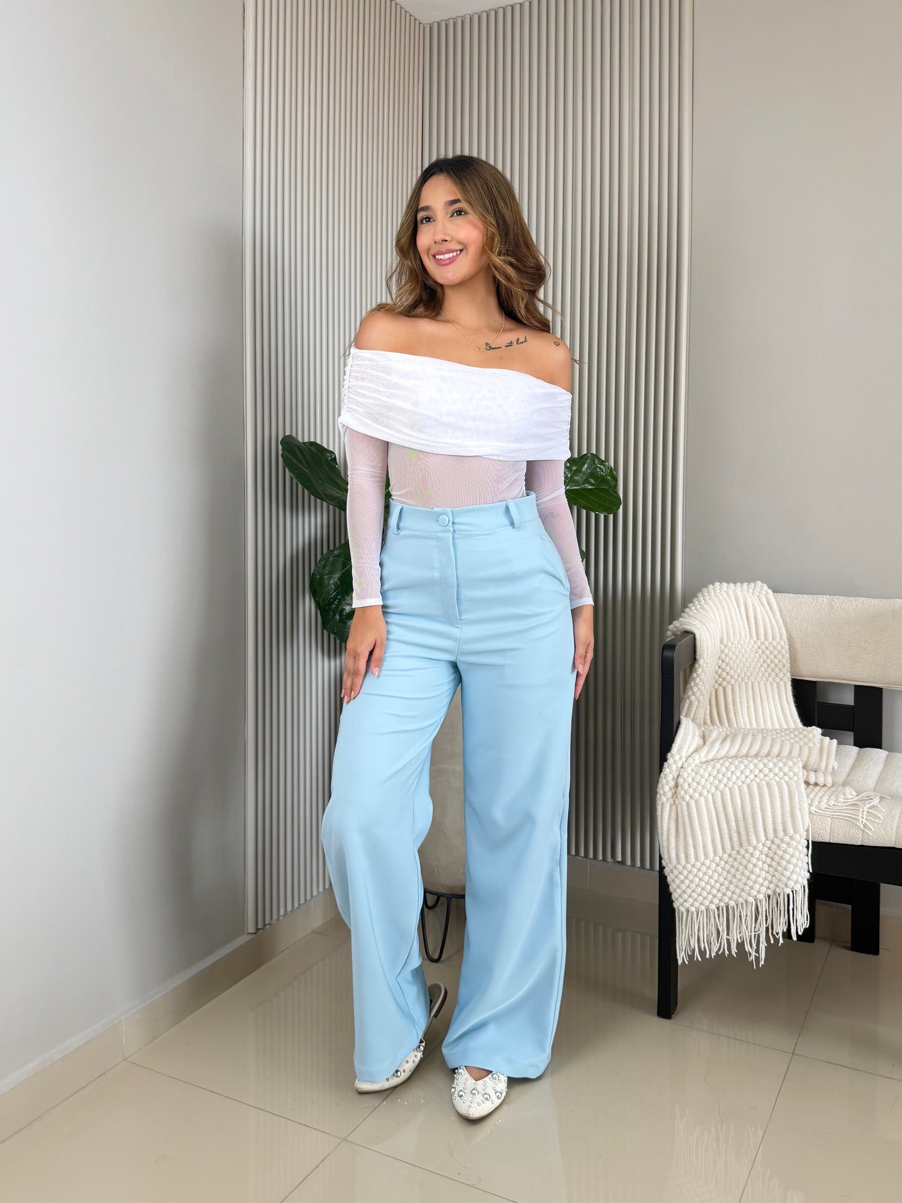 Pantalon con bolsillos baby blue