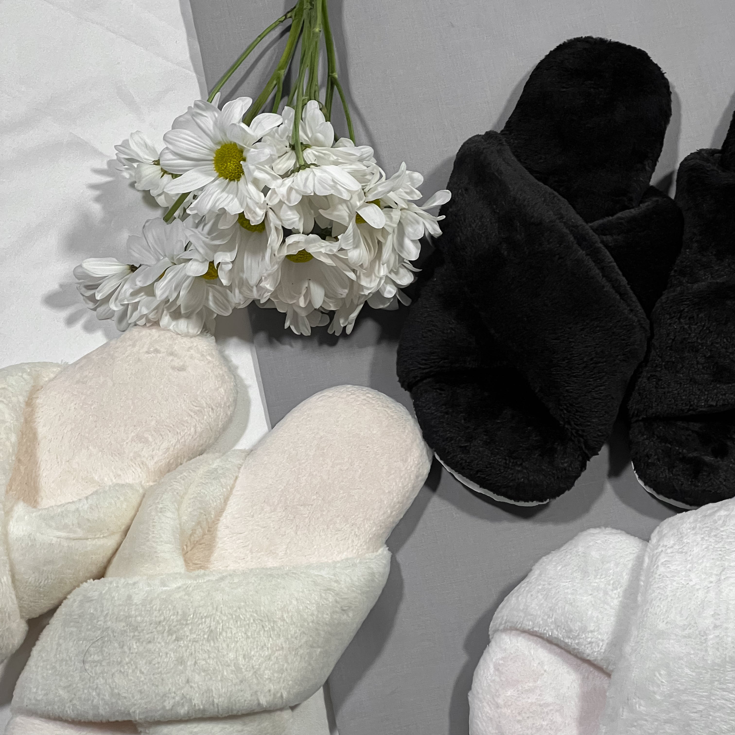 BLACK women's sleeping slippers